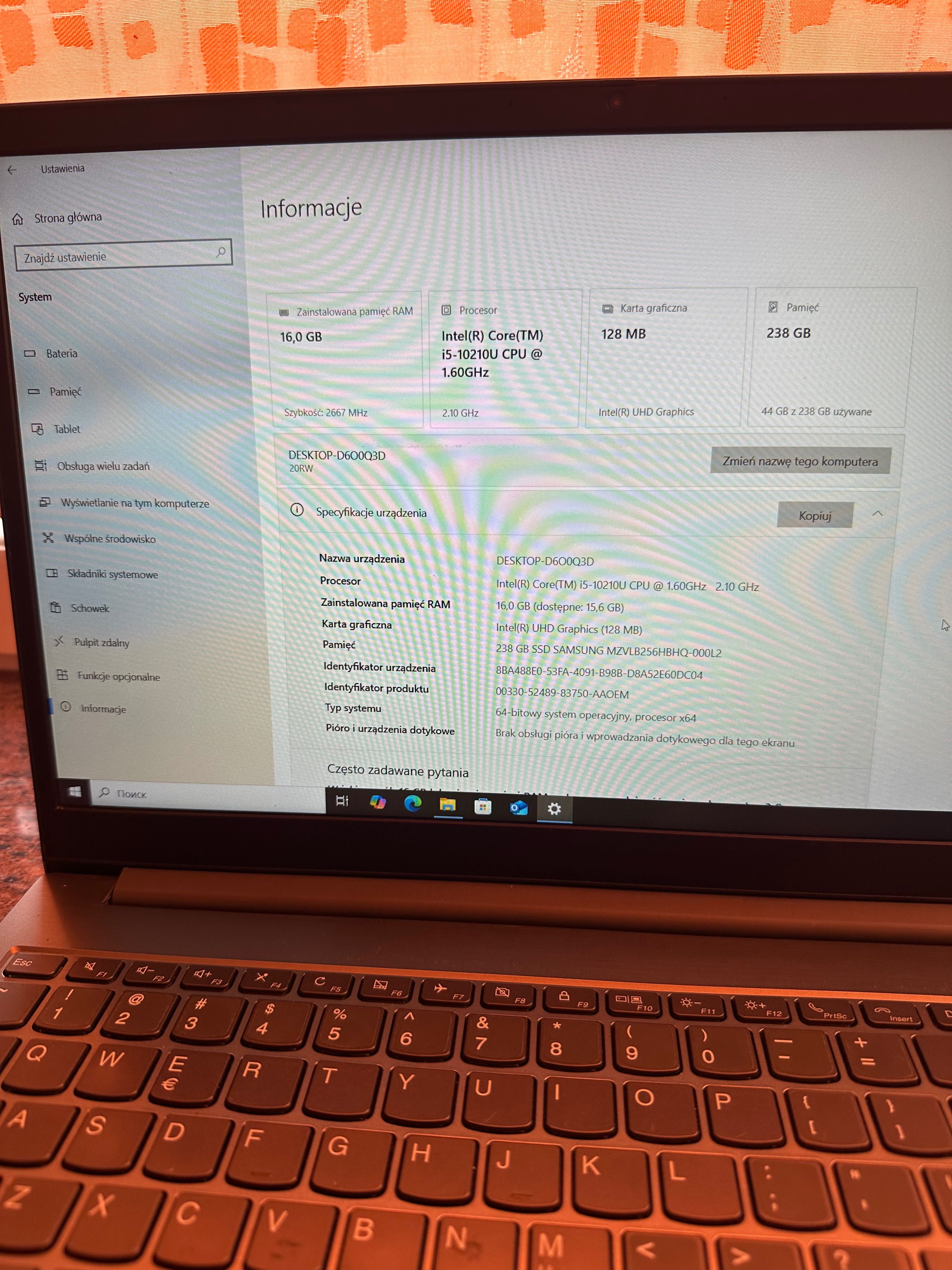 Sprzedam laptopa lenowo thinkBook 15-IML