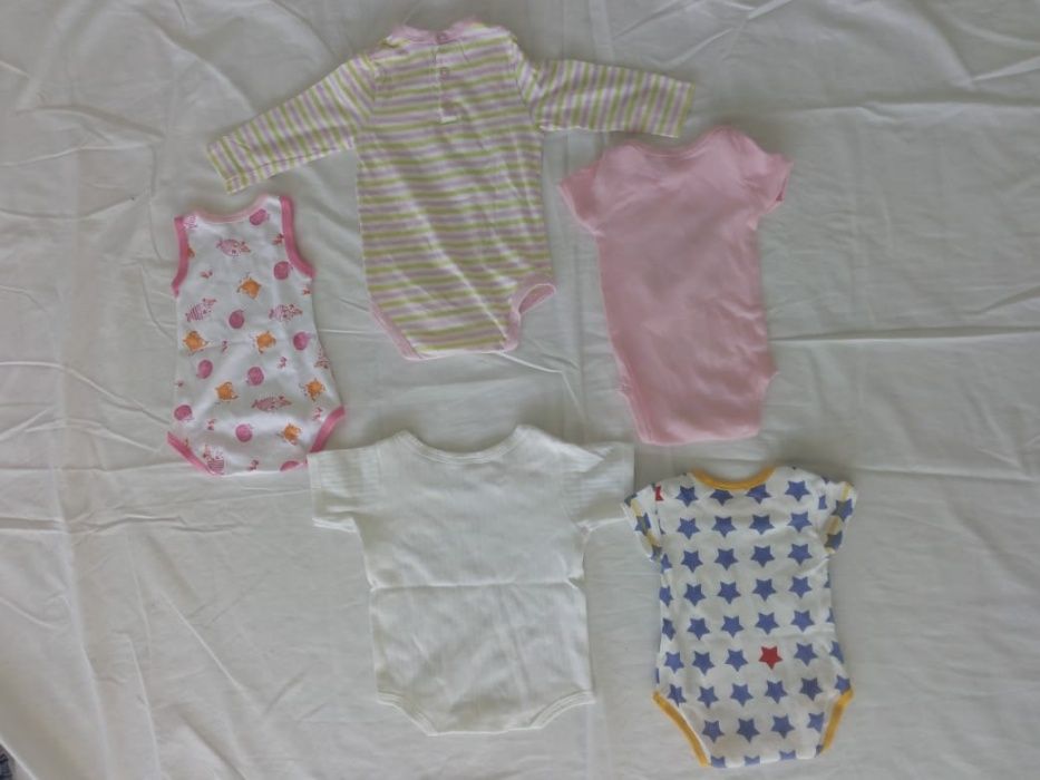 3 babygrows para bébé