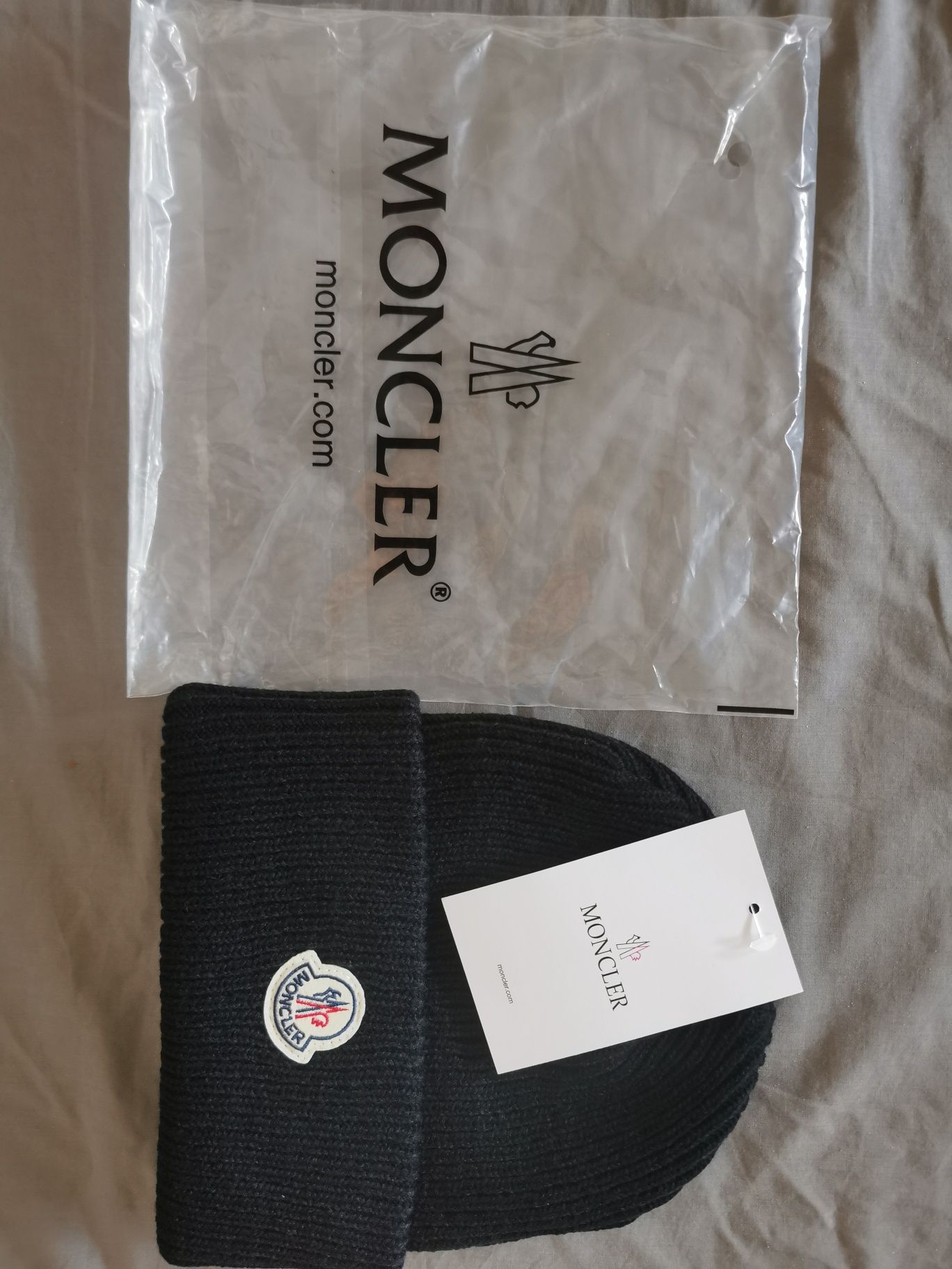 Gorro Moncler Preto