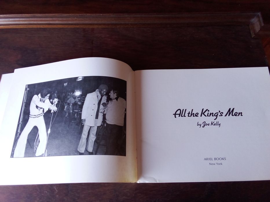 Livro de imitadores do Elvis Presley