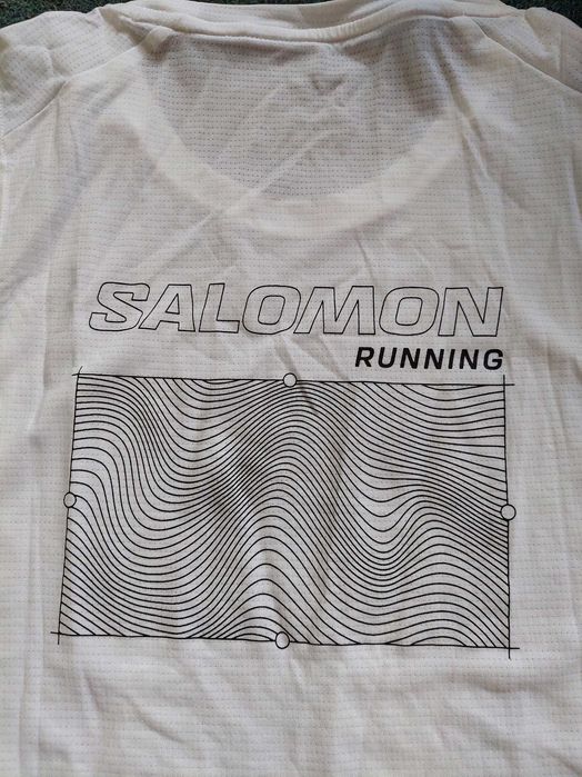 ### NOWA podkoszulek Salomon Cross Run Tank GFX – white ###
