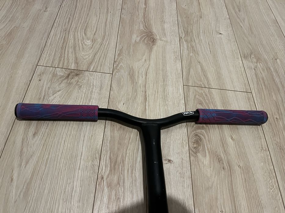 Hulajnoga  NKD  wyczynowa