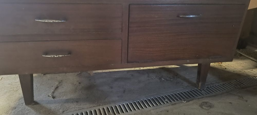 Toaletka PRL do renowacji