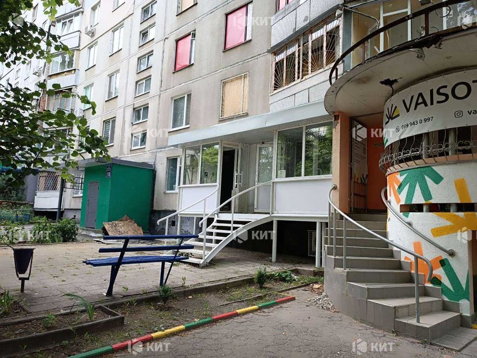 Аренда помещения возле метро Студенческая, 40 м2, SF-119133