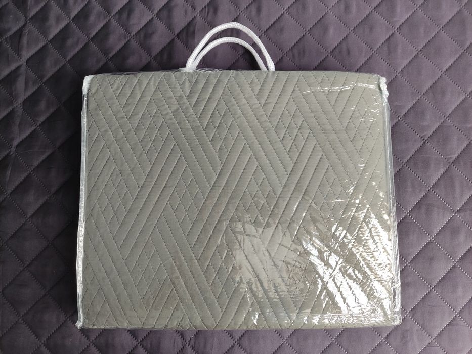 NOWA narzuta dekoracyjna na łóżko kanapę wersalkę 180x200 cm pikowana