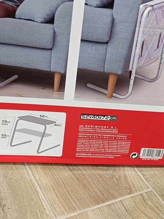 Mesa ajustável nova