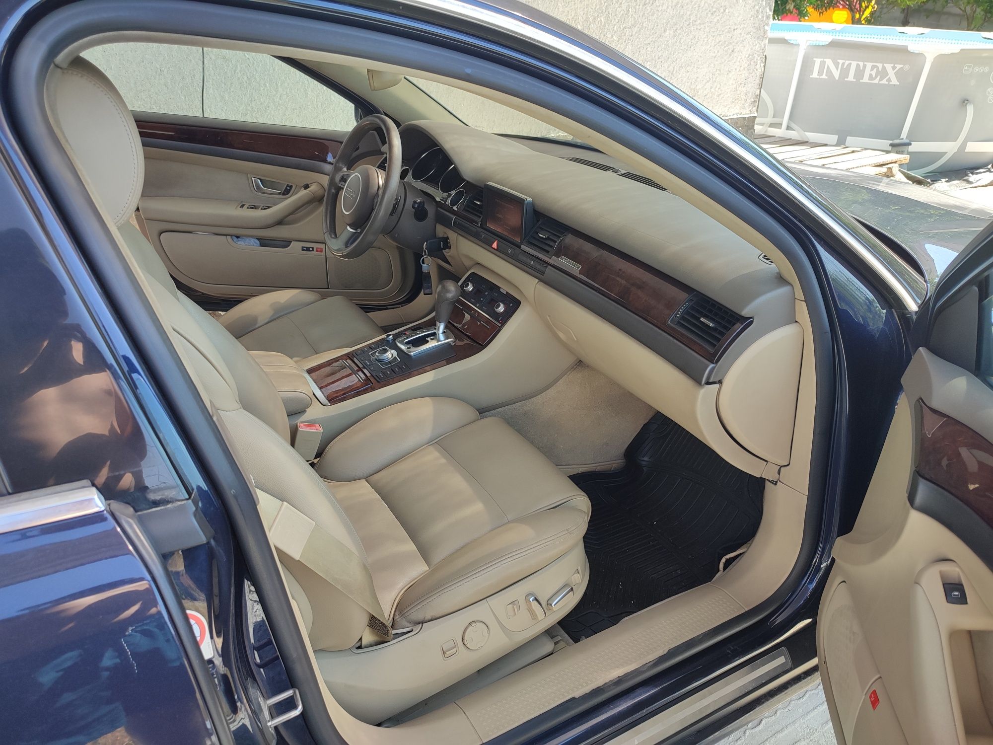 Audi A8 3.0 quattro