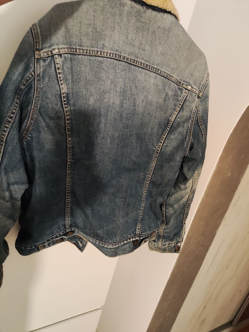 Kurtka Levi's z kożuszkiem jeans oryginał stan bdb