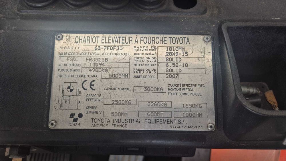 Empilhador Toyota Modelo 7FD30 2007