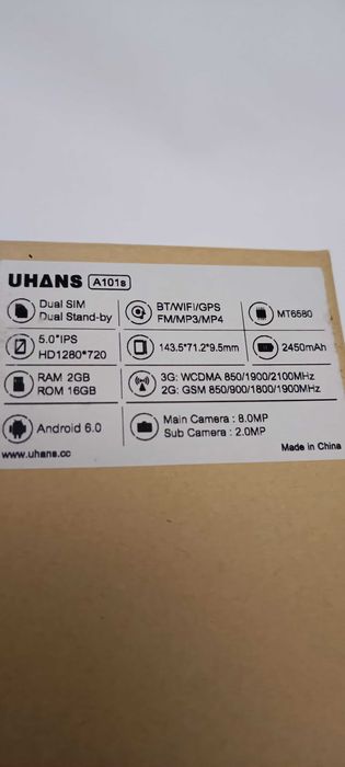 Смартфон 5" Uhans IPS