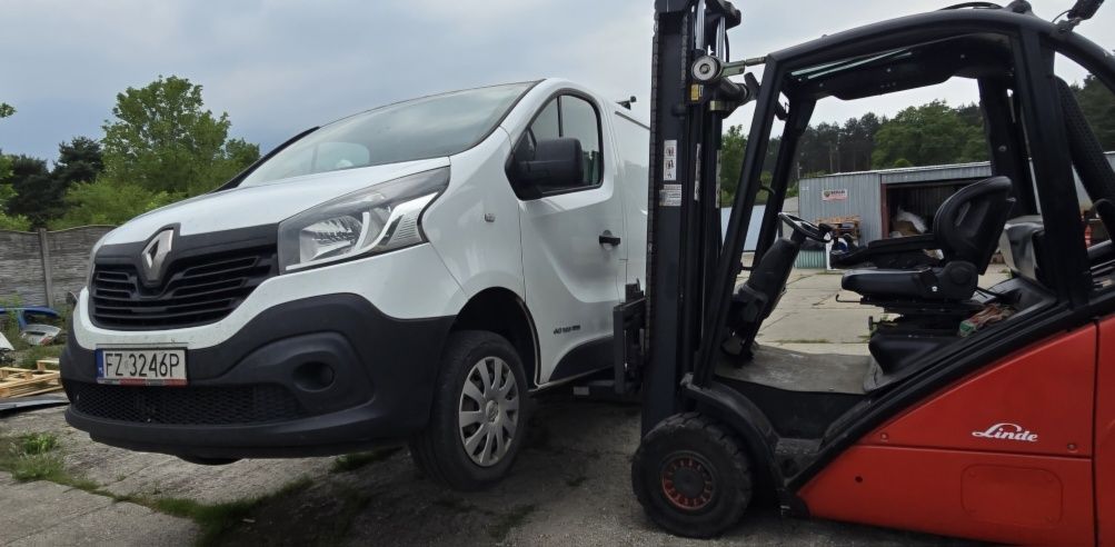 Wózek Widłowy Widlak Linde H25 LPG Gaz Przesuw