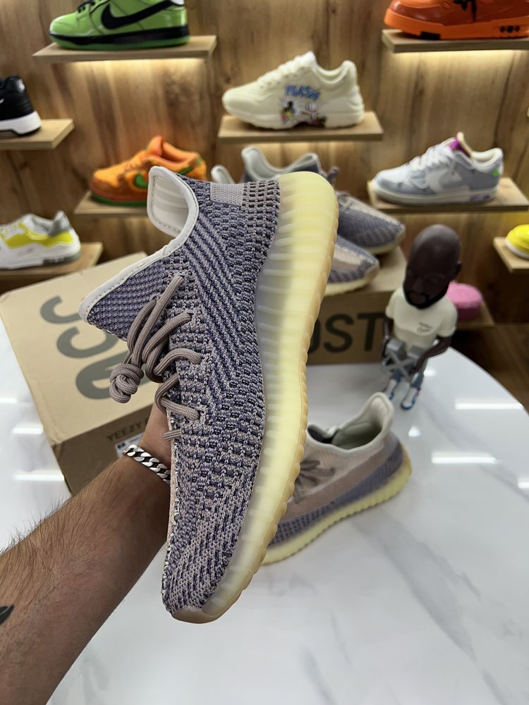 Кросівки Adidas Yeezy Boost 350 v2 Zyon