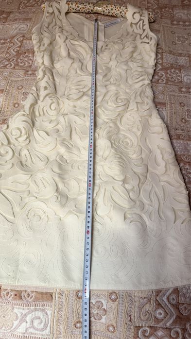 Святкова шикарна сукня S