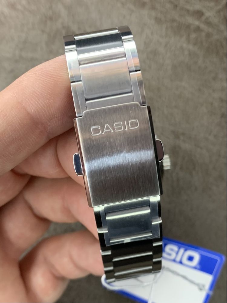 Годинник чоловічий Casio MTP-B305D-1 Оригінал Гарантія Часы мужские
