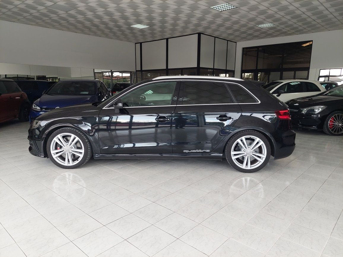 Audi S3 Quattro Sportback 2.0 TFSI 300CV S-Tronic / Panorâmico