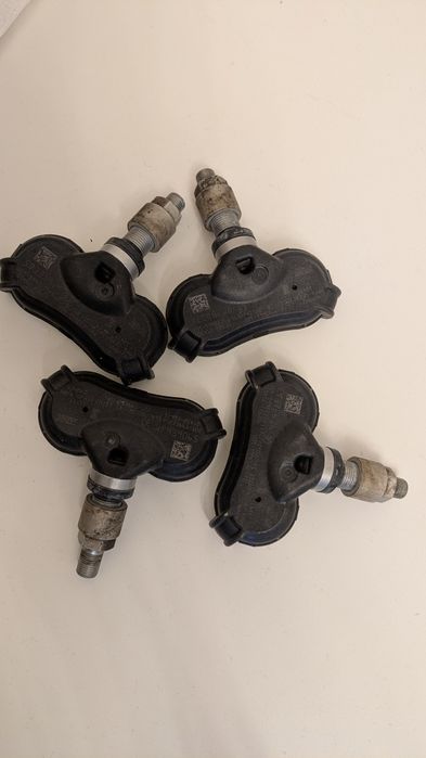 Датчик тиску давления в шинах HYUNDAI ix35 KIA Sportage 529332S410