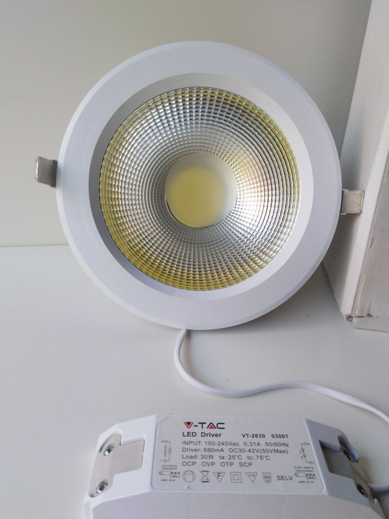 Lampa sufitowa LED Downlight 30W 6000k 2400lm