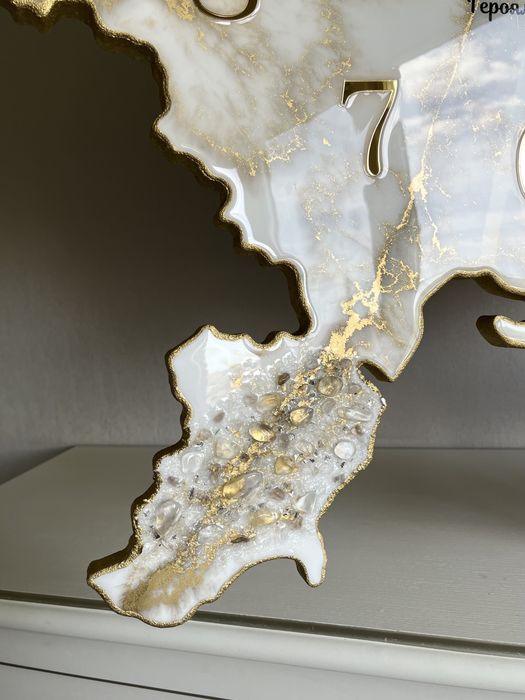 Настінний годинник «Карта України» з епоксидної смоли