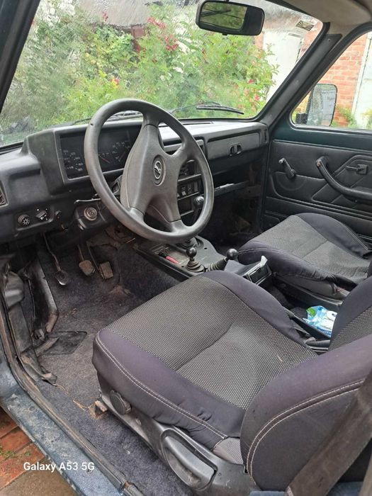 Продам нива Харків недорого