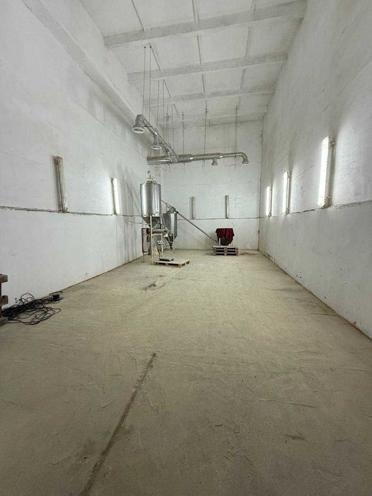 Продаж комерційного приміщення (виробничого-складського) м.Городище