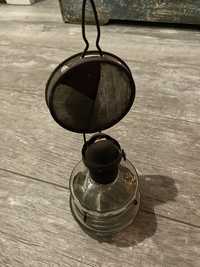 Stara zabytkowa lampa naftowa