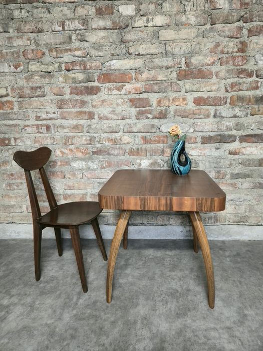 Stolik Halabala po całkowitej renowacji CUDO