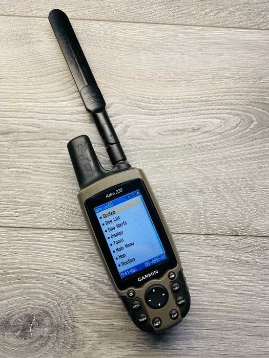 Портативний GPS-навігатор Garmin Astro 220