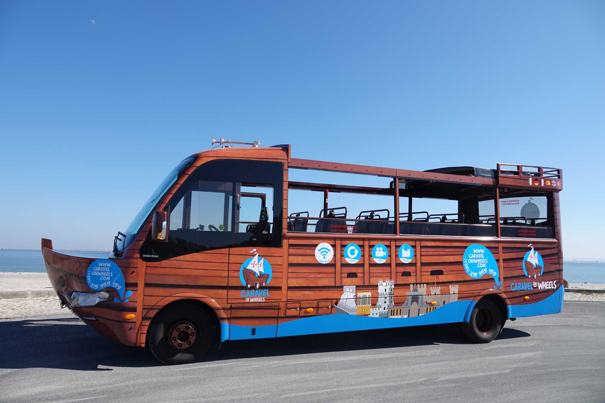 Autocarro Turístico Panorâmico; 29+2 passageiros; 2017; Iveco; Euro 6