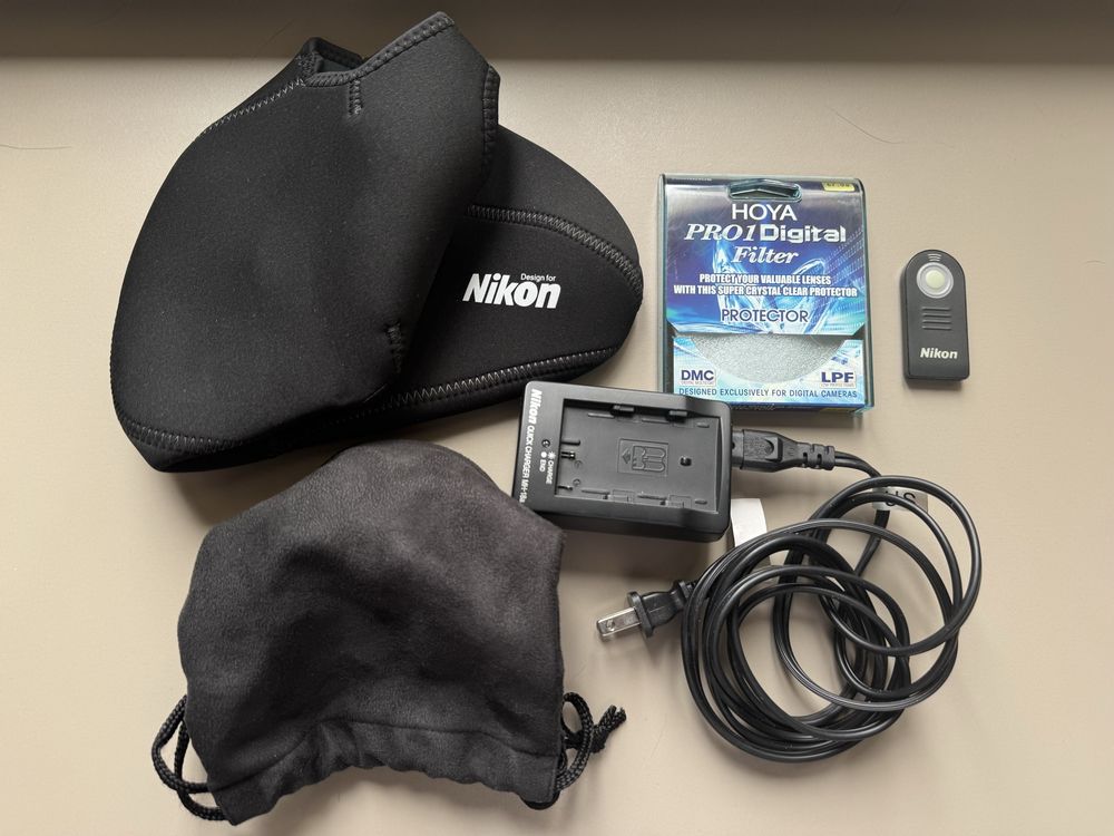 Nikon D90 kit с oбъективом Nikkor 18-105mm AF-S f/3.5-5.6G ED VR