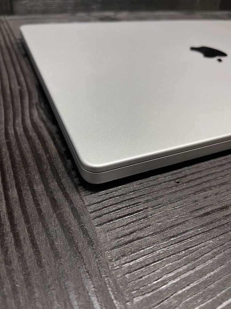 Macbook pro 16’ 2021 m1pro гарантія