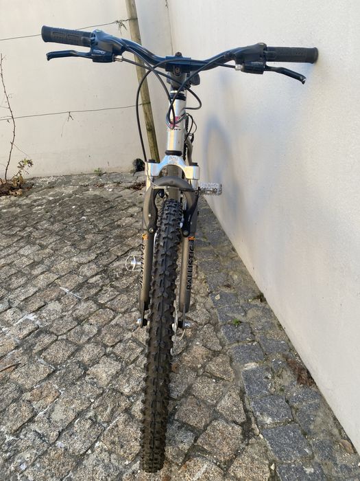 Bicicleta BTT Esmaltina