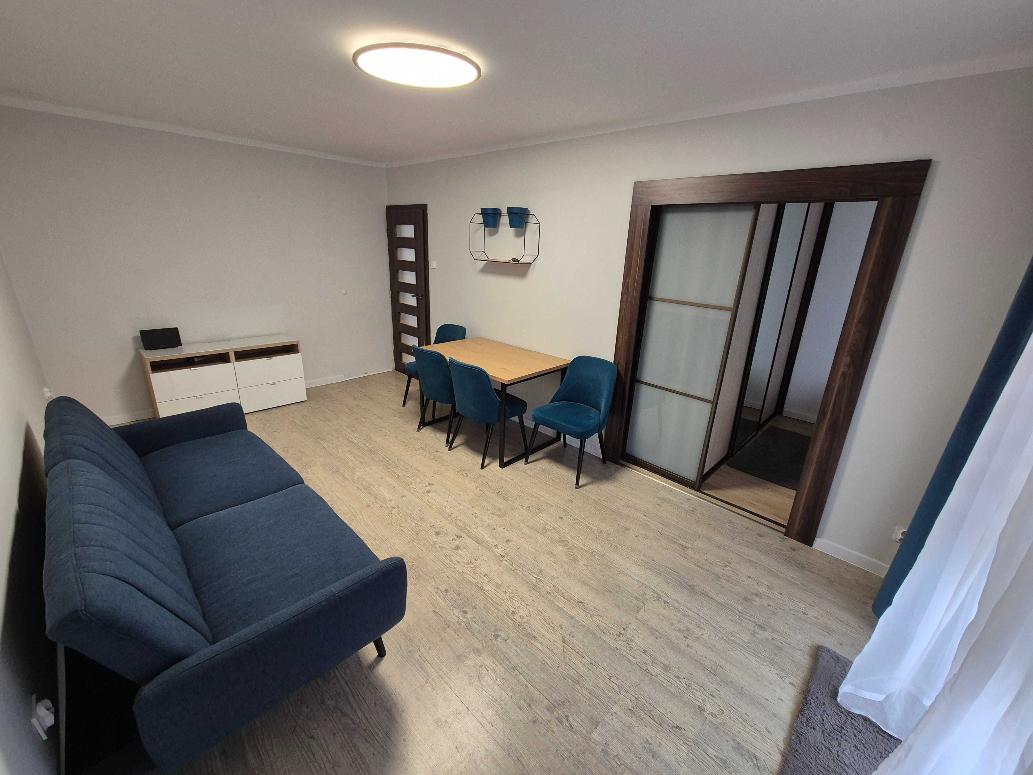 Mieszkanie - 3 pokoje w ścisłym centrum
