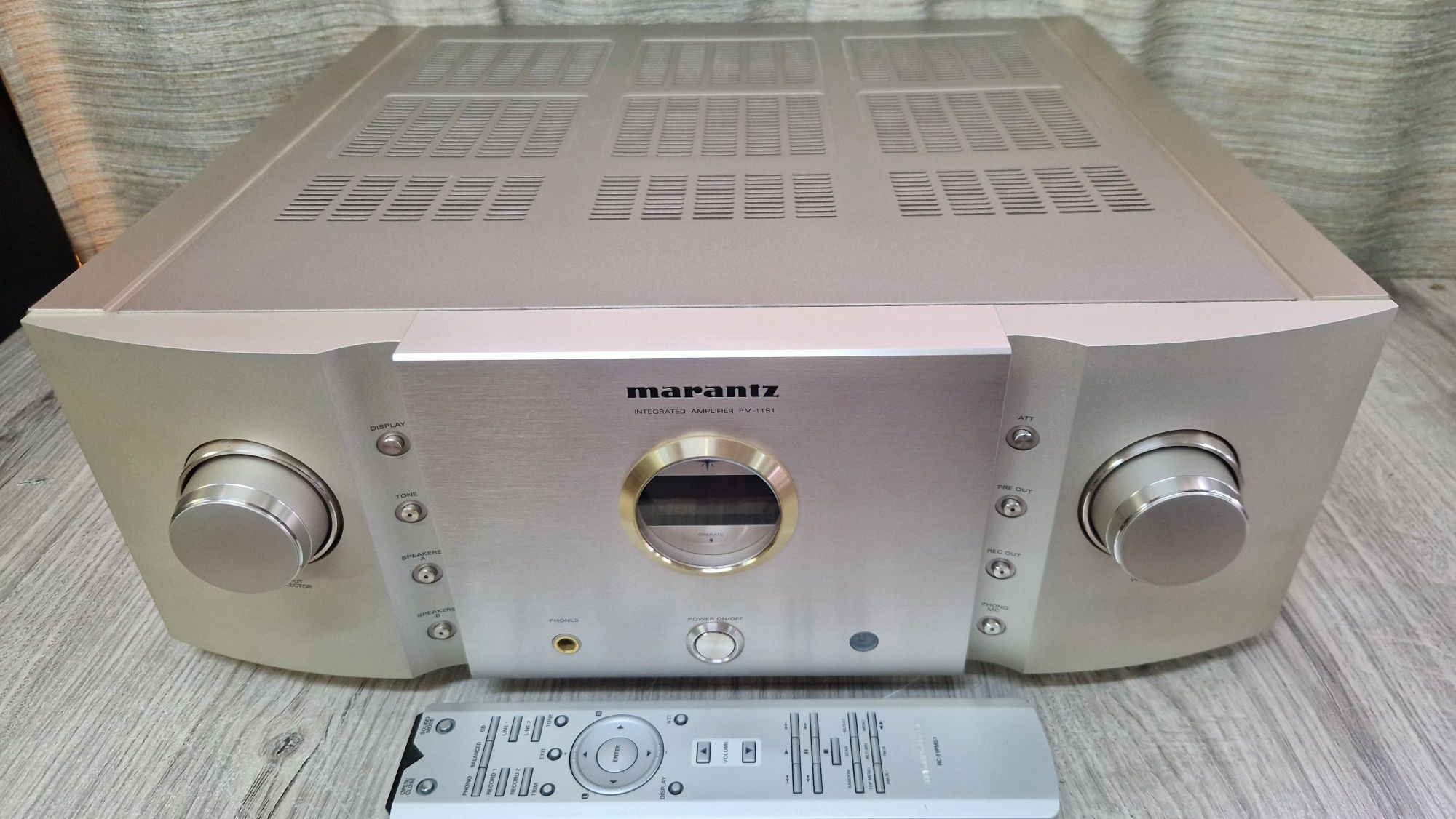 Підсилювач Marantz PM-11S1