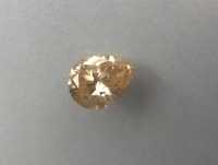 3.3 CT   MOISSANIT   11.6  mm. VS1 , kształt - łezka , kolor: złoty