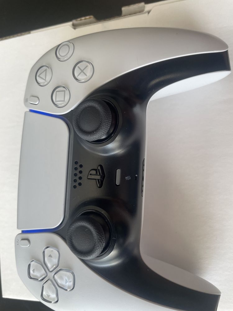 Pad Ps5 DualSense brak śladów użytkowania 160pln