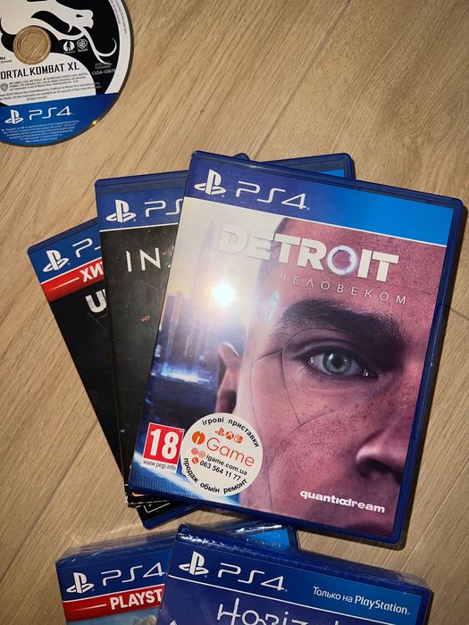 Набір ігор дисків Sony PS4 з коробками нові запаковані