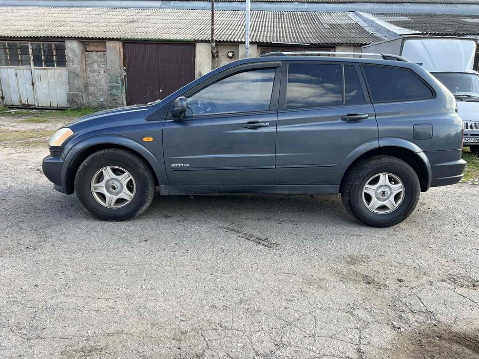 Ssang Yong Kyron 2006рік 2л дизель повний привід 4х4
