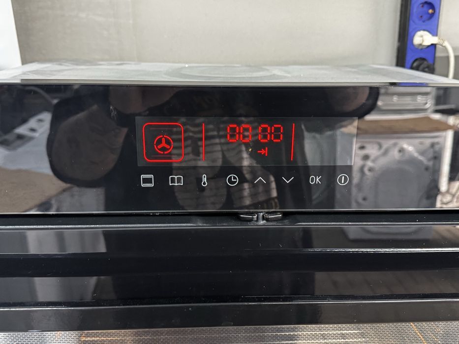 Piekarnik do zabudowy Amica model Ebpx946610 s  czarny połysk