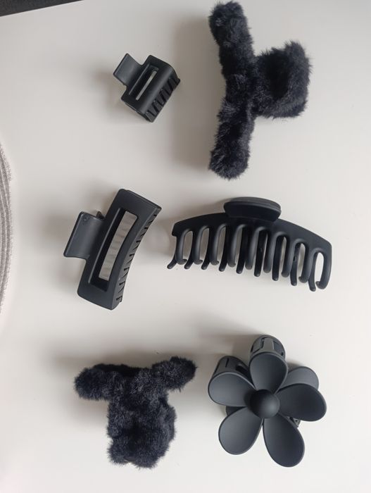 Zestaw 6 czarnych matowych spinek do włosów