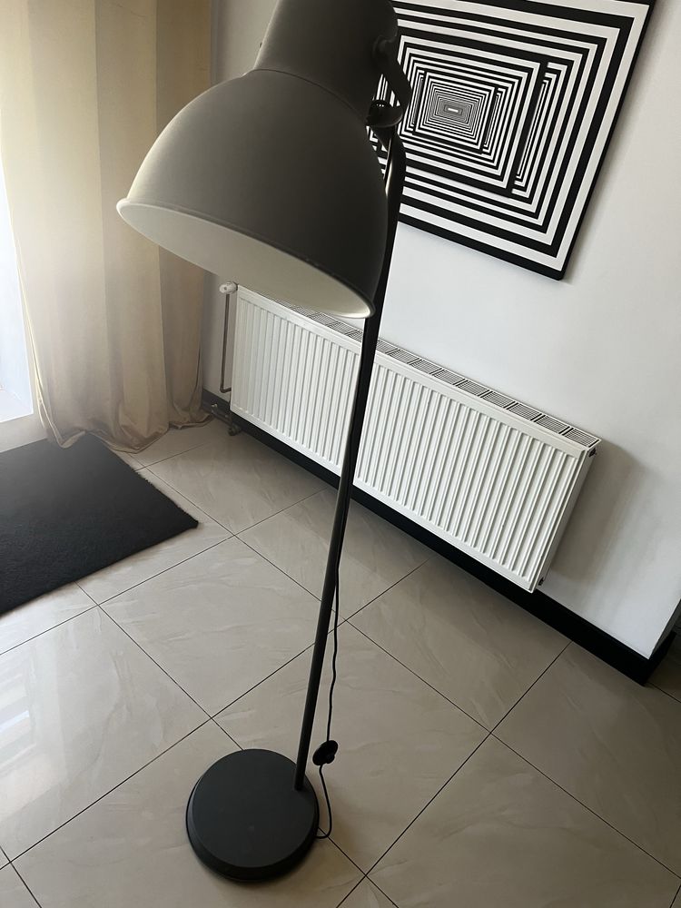 Lampa podłogowa Hektar c.szara