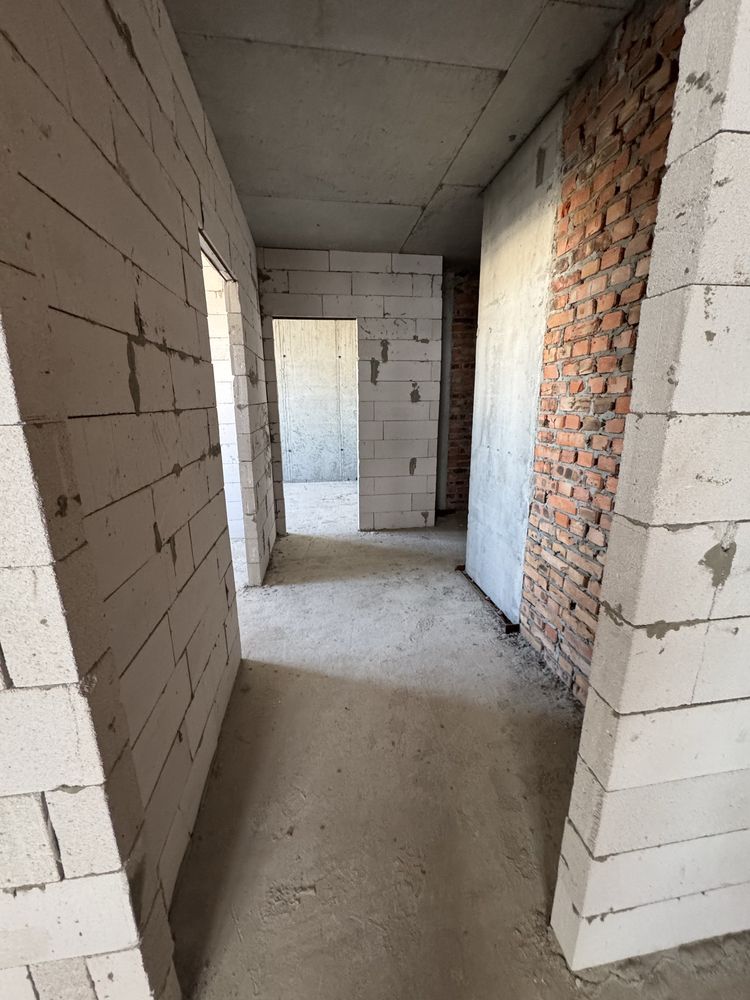 Продам 2 к квартира біля Центрального парку Ірпінь . Держпрограми- ТАк