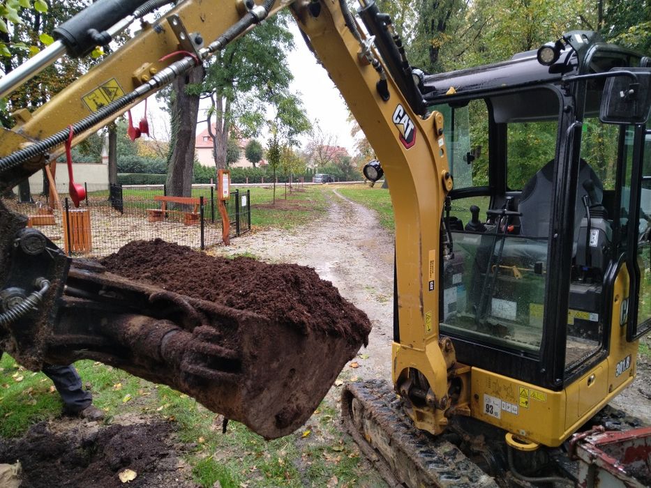 Minikoparka, usługi, roboty ziemne, przyłącza, wykopy,wynajem Świdnica