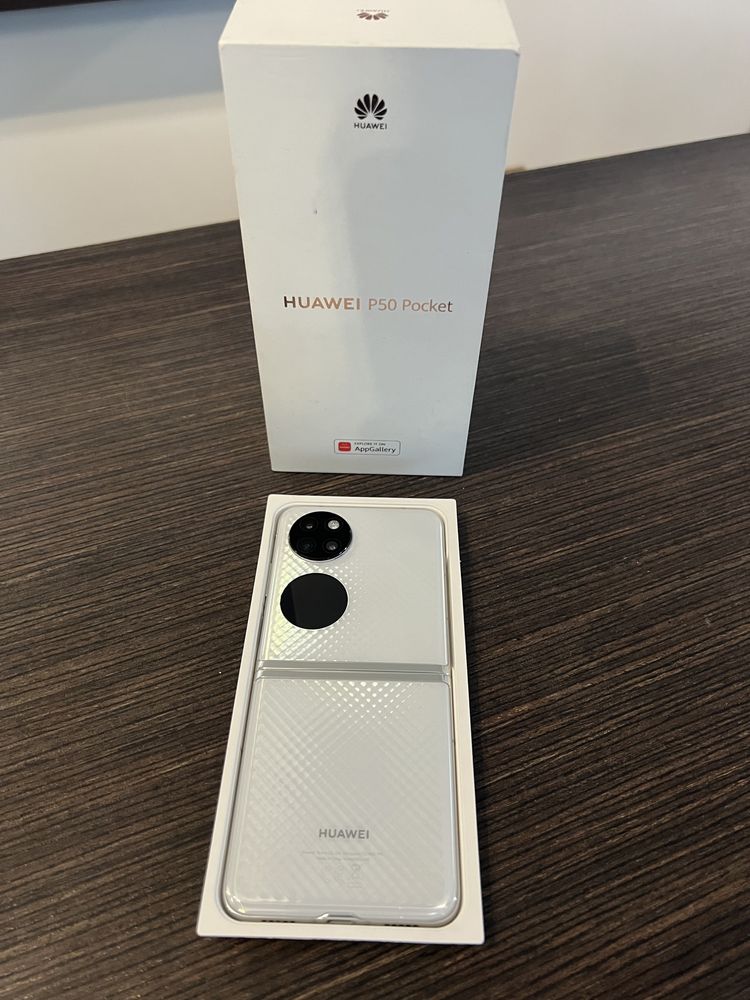 Smartfon Huawei P50 Pocket 8/256GB Poznań Długa 14