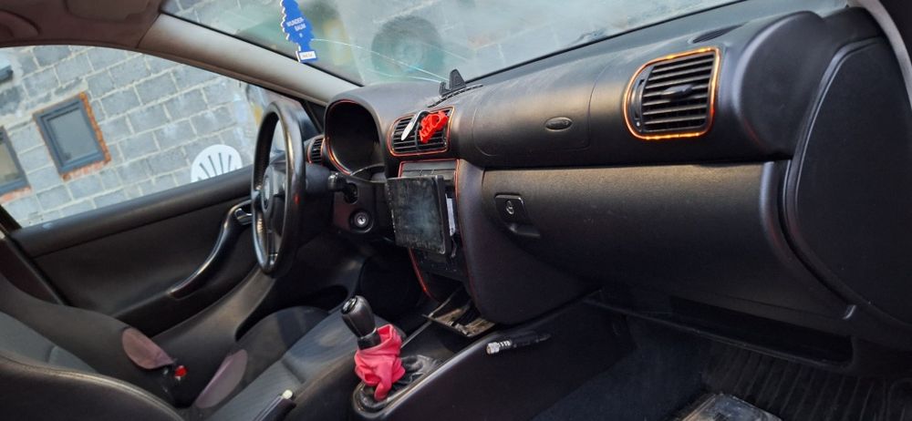 ** REZERWACJA** ( DO NIEDZIELA 16 Listopad godzina 13 )Seat Leon Top S