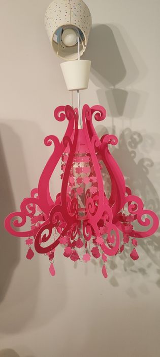 Lampa do pokoju dziewczynki