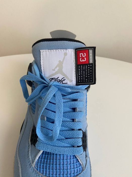 Jordan 4 Retro University Blue