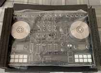Traktor Kontrol S4