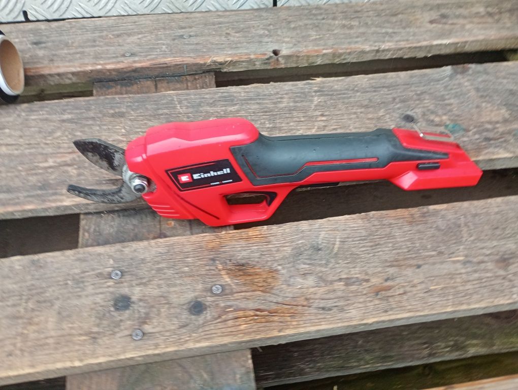 Sekator ogrodowy akumulatorowy Einhell 18V xchange