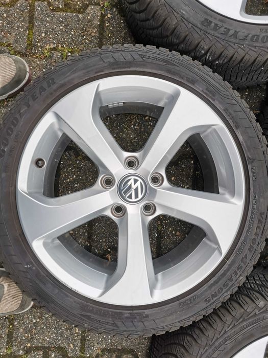 Felgi VW GOLF VII Jetta Passat Touran 7.5Jx17H2 5x112 ET49