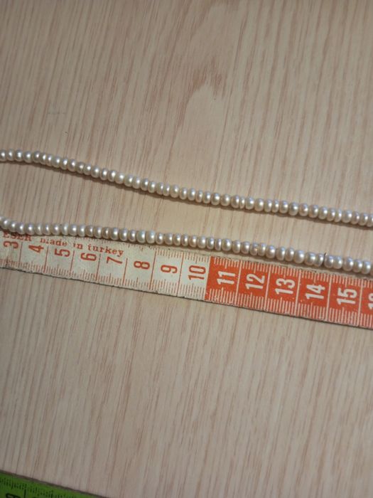 Намисто з натуральних перлів